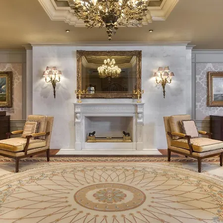 Grande Bretagne, A Luxury Collection Hotel, Szálloda 5*
