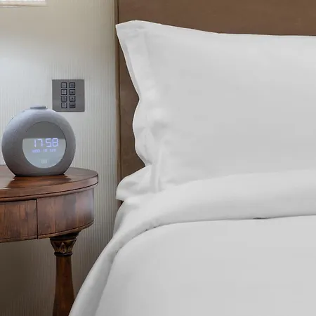 Grande Bretagne, A Luxury Collection Hotel, Hotell