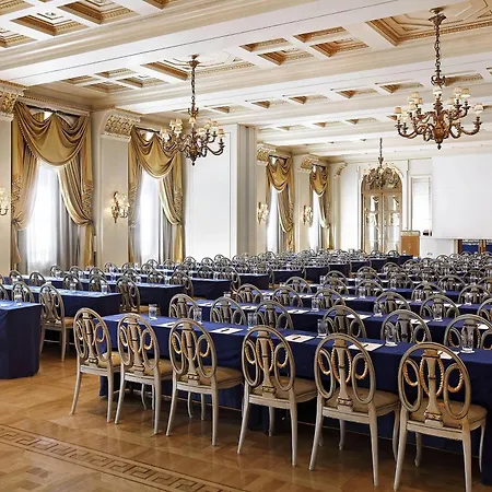 Hotell Grande Bretagne, A Luxury Collection Hotel, 5*