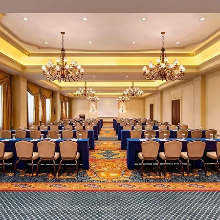 Grande Bretagne, A Luxury Collection Hotel, Hotell