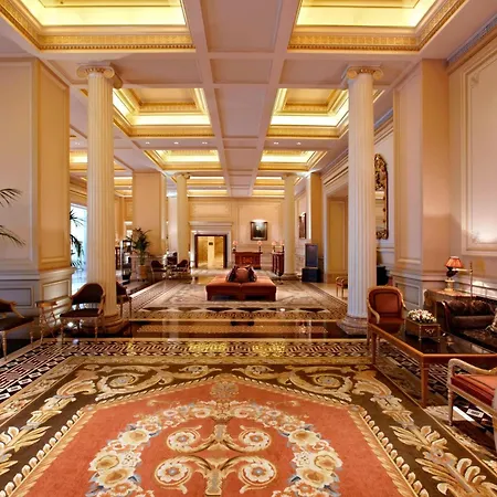 Grande Bretagne, A Luxury Collection Hotel, Hotell 5*