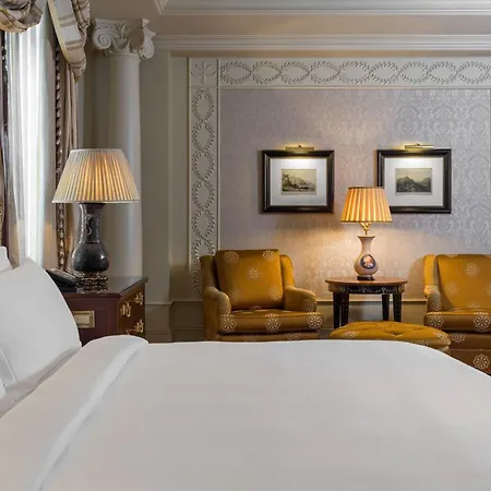 Grande Bretagne, A Luxury Collection Hotel, Hotel